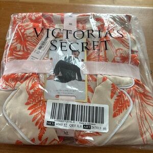 NWT Victoria's Secret Satin Pajama Set in Orange and Cream